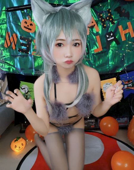 韩国美女免费观看www_4K天堂在线